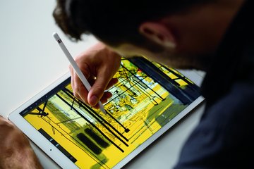 apple ipad pro pencil lifestyle1 print