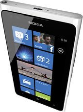 nokia lumia 900 white home screen