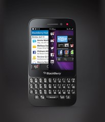 rim blackberry q5 black front bg